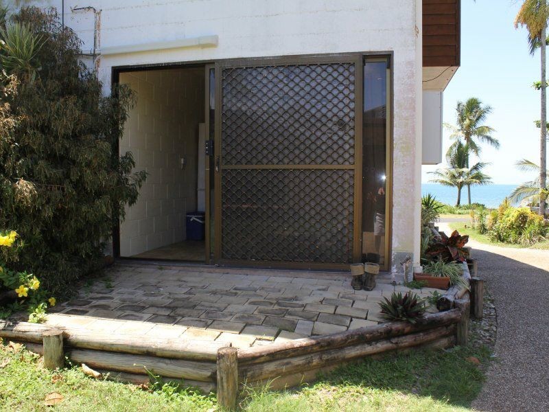 78 Kennedy Esplanade, South Mission Beach QLD 4852