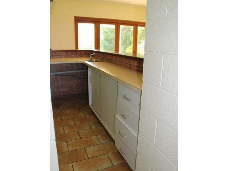 78 Kennedy Esplanade, South Mission Beach QLD 4852