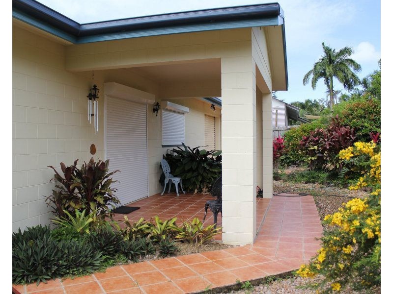 8 Dunkalli Crescent, Wongaling Beach QLD 4852