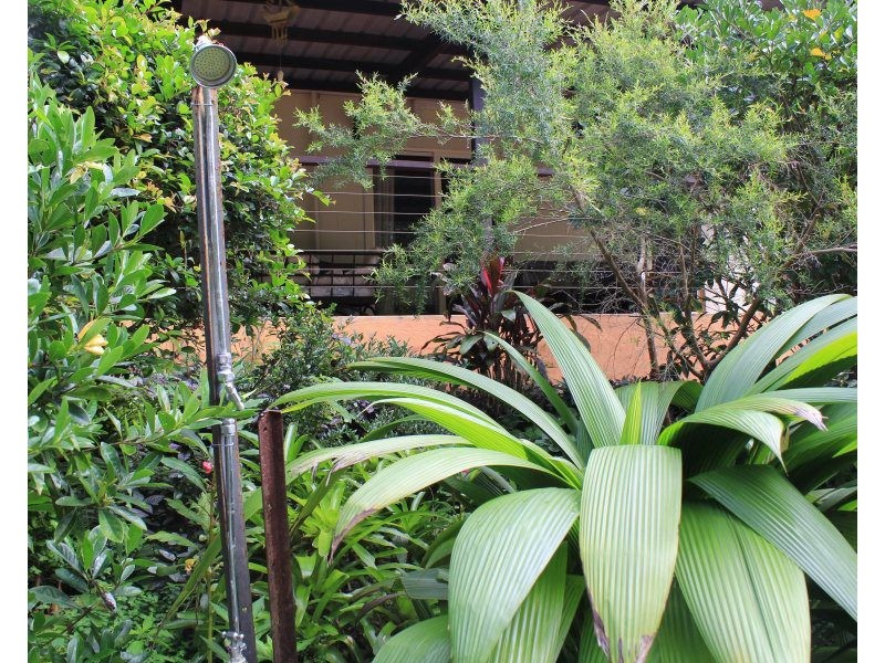 8 Dunkalli Crescent, Wongaling Beach QLD 4852