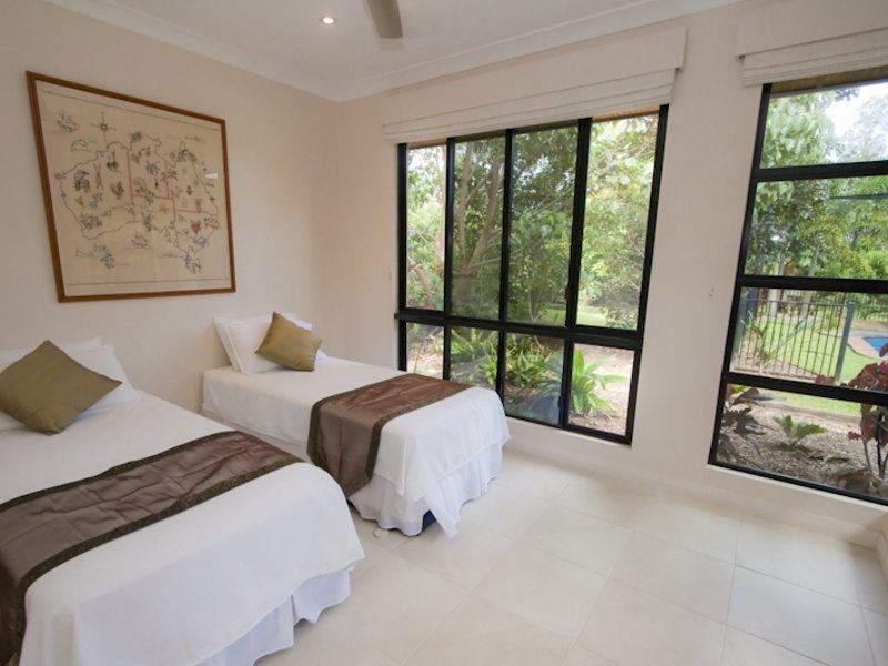 5 Sanctuary Crescent, Wongaling Beach QLD 4852