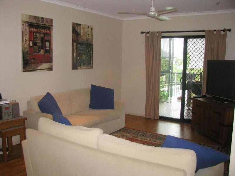 15 Buccaneer Street, South Mission Beach QLD 4852