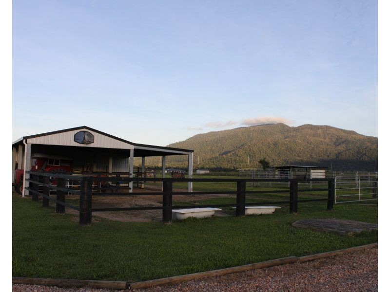154 Old Tully Road, Tully QLD 4854