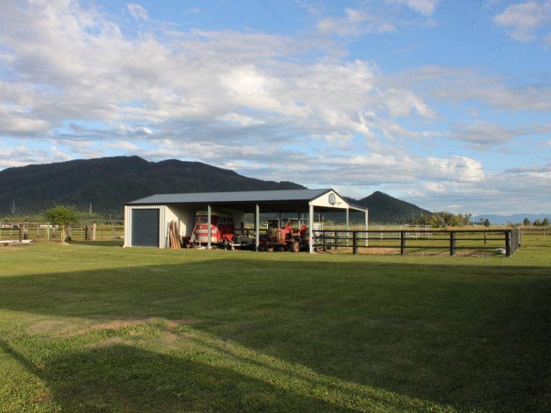 154 Old Tully Road, Tully QLD 4854