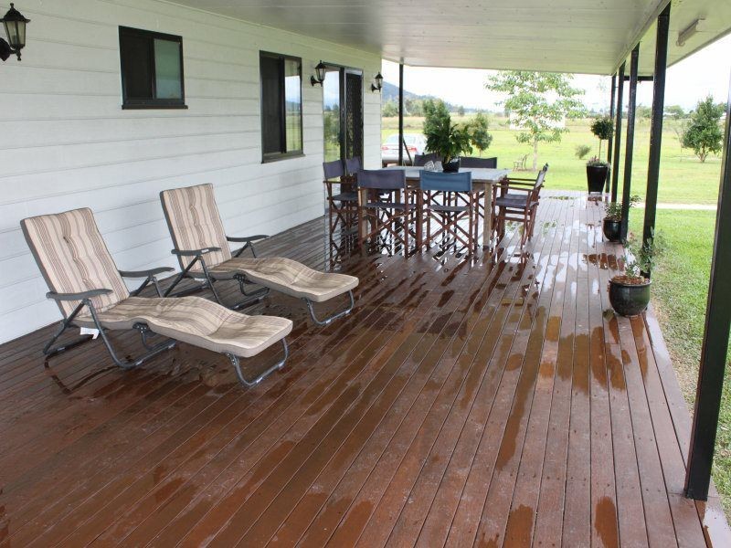 154 Old Tully Road, Tully QLD 4854