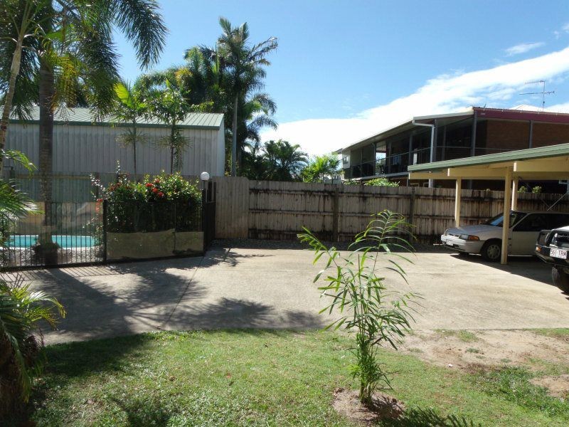 1/4 Hilliar Street, Wongaling Beach QLD 4852