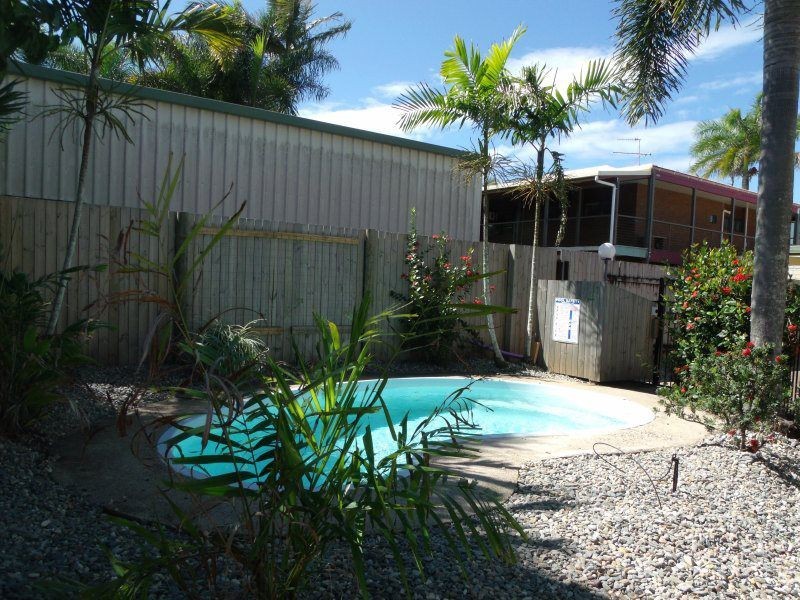 1/4 Hilliar Street, Wongaling Beach QLD 4852