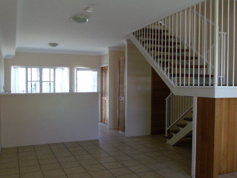 1/4 Hilliar Street, Wongaling Beach QLD 4852