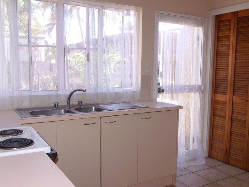 1/4 Hilliar Street, Wongaling Beach QLD 4852