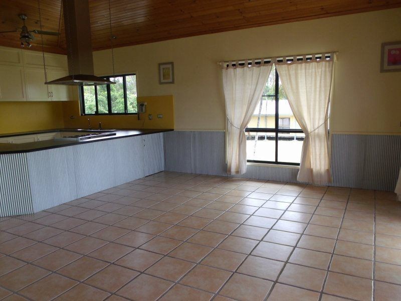 29 Holland Street, Wongaling Beach QLD 4852