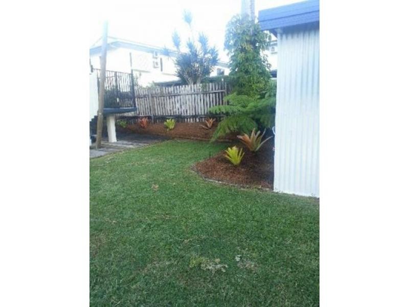 29 Holland Street, Wongaling Beach QLD 4852