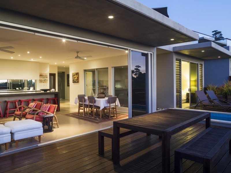 1/2 Coonanglebah Street, Mission Beach QLD 4852
