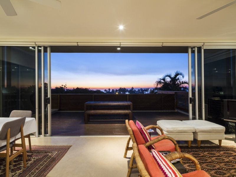 1/2 Coonanglebah Street, Mission Beach QLD 4852