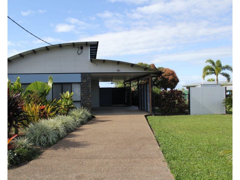 29 Glasgow Street, El Arish QLD 4855