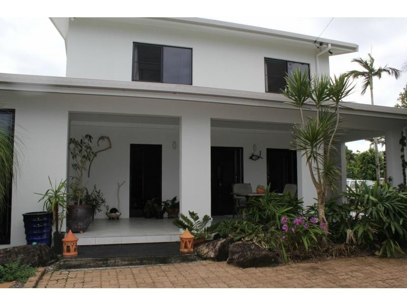 36 Wall Street, South Mission Beach QLD 4852