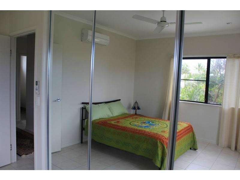 36 Wall Street, South Mission Beach QLD 4852