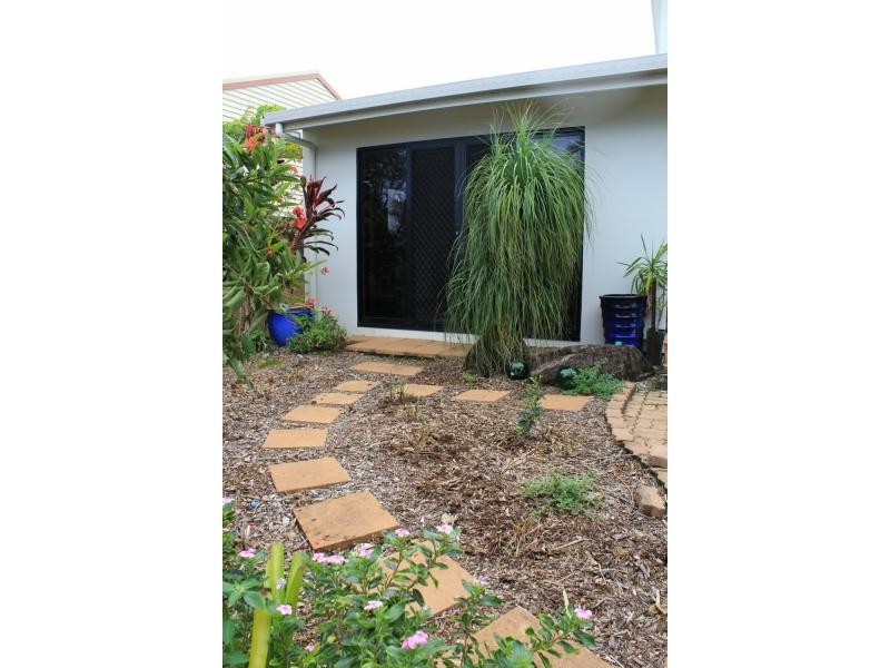 36 Wall Street, South Mission Beach QLD 4852