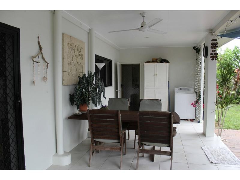 36 Wall Street, South Mission Beach QLD 4852