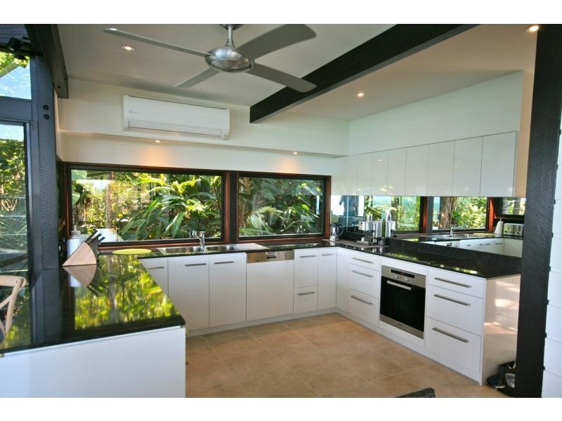 5 Mitchell Street, South Mission Beach QLD 4852