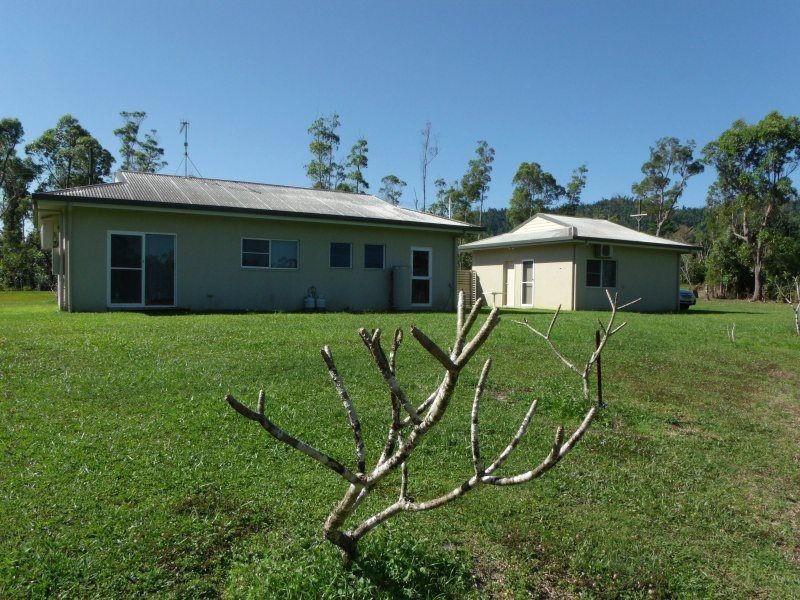 742 East Feluga Road, East Feluga QLD 4854