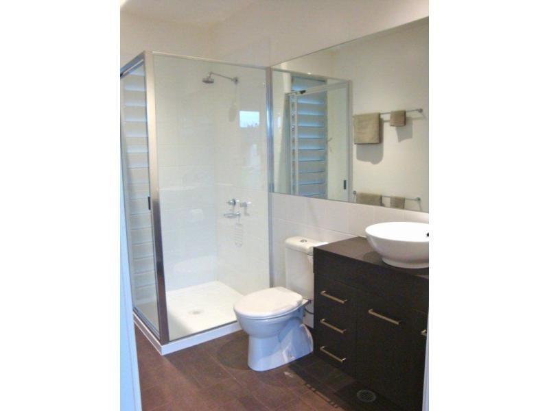 19 Rise Crescent, Mission Beach QLD 4852