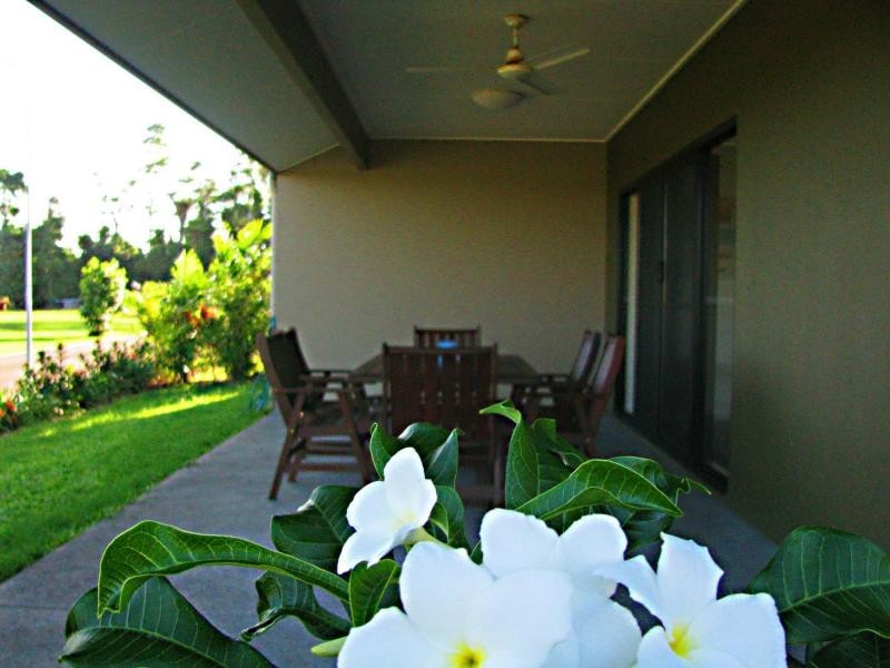 1/9 Nautilus Street, Mission Beach QLD 4852