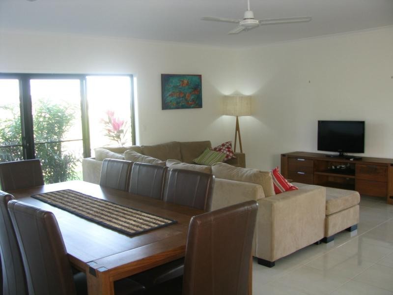 1/9 Nautilus Street, Mission Beach QLD 4852