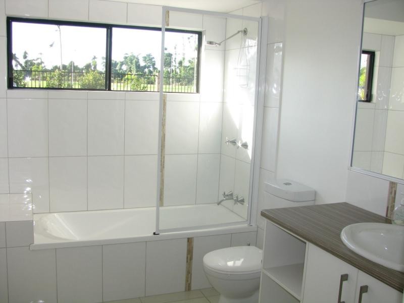 1/9 Nautilus Street, Mission Beach QLD 4852