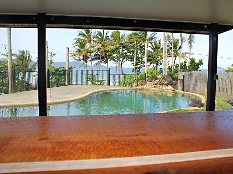 6 Kennedy Esplanade, South Mission Beach QLD 4852