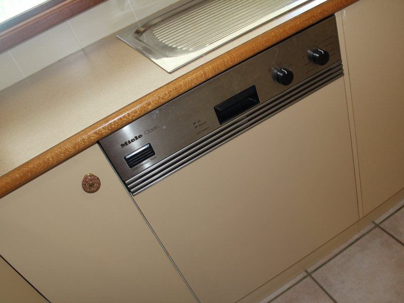 6 Kennedy Esplanade, South Mission Beach QLD 4852