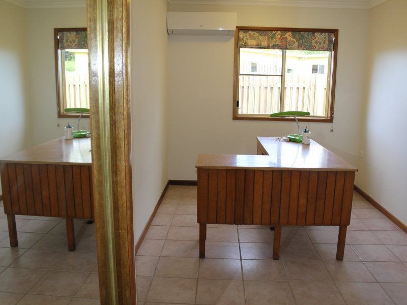 6 Kennedy Esplanade, South Mission Beach QLD 4852