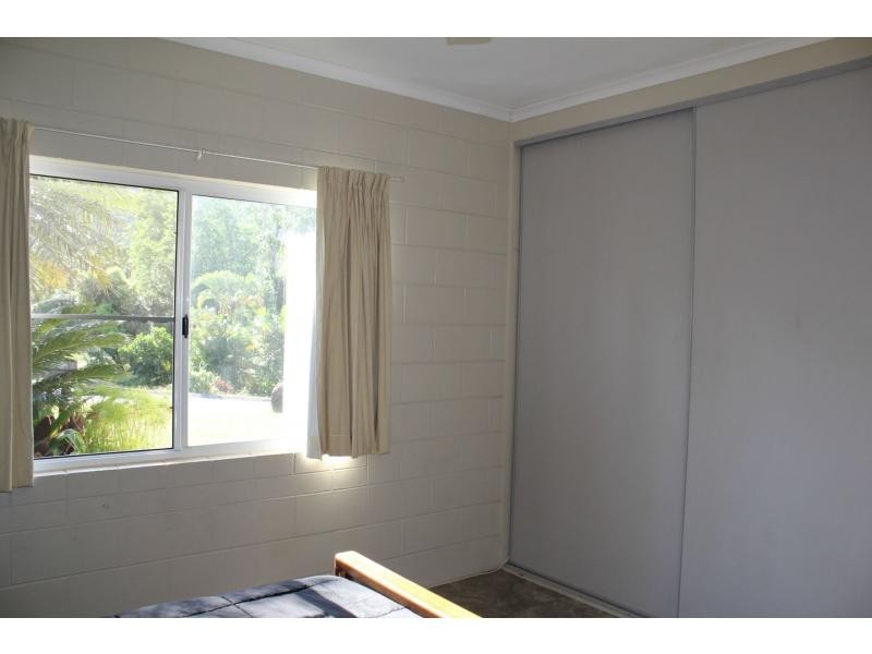 22 Bamber Street, Tully QLD 4854