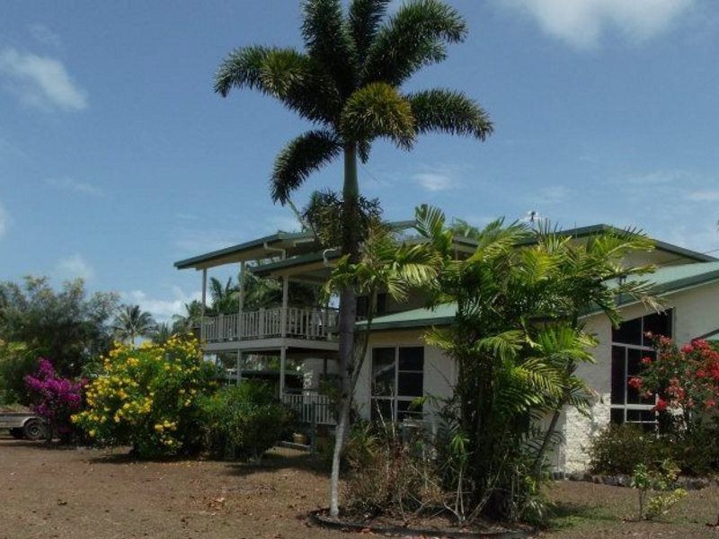 44 Seafarer Street, South Mission Beach QLD 4852