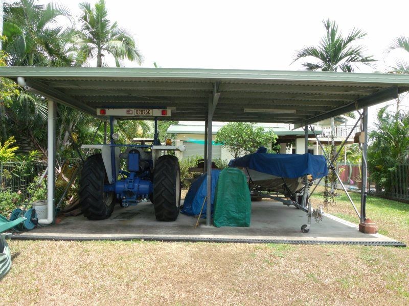 44 Seafarer Street, South Mission Beach QLD 4852