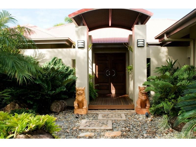 6 McNamara Street, Wongaling Beach QLD 4852