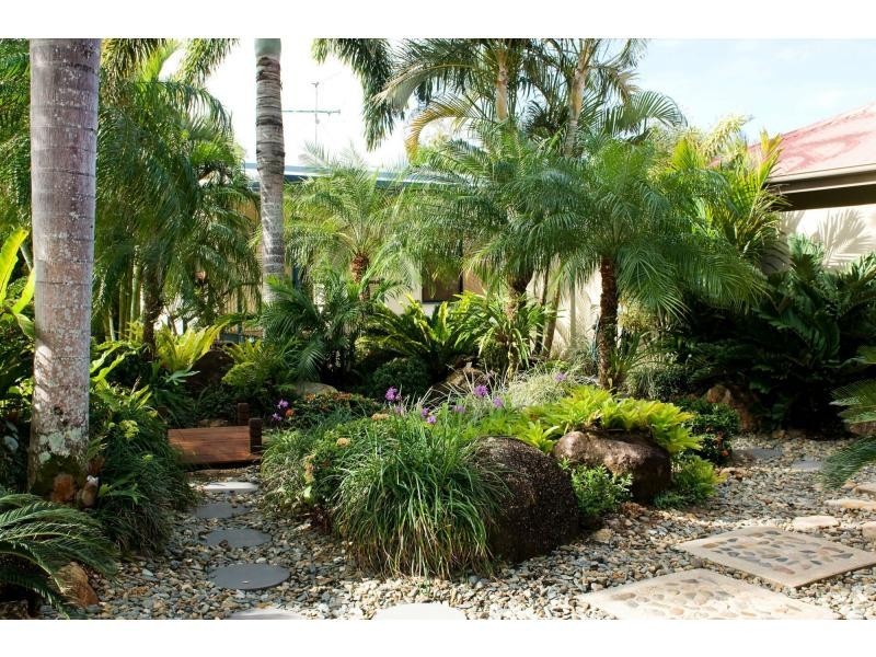 6 McNamara Street, Wongaling Beach QLD 4852
