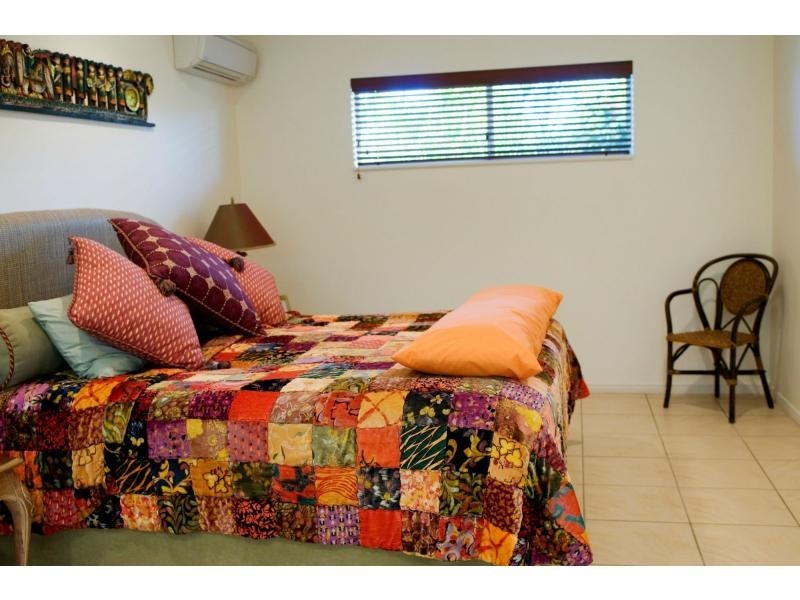 6 McNamara Street, Wongaling Beach QLD 4852