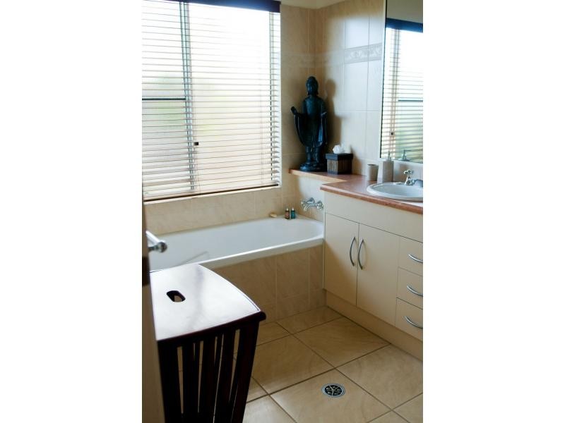 6 McNamara Street, Wongaling Beach QLD 4852