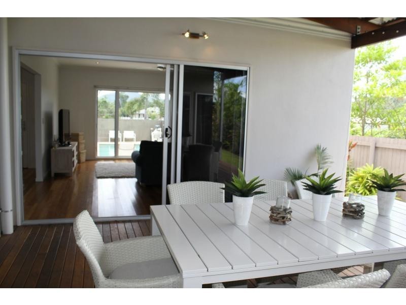 53 Midshipman Street, South Mission Beach QLD 4852