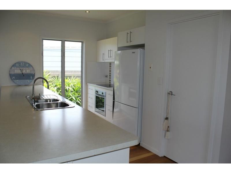 53 Midshipman Street, South Mission Beach QLD 4852