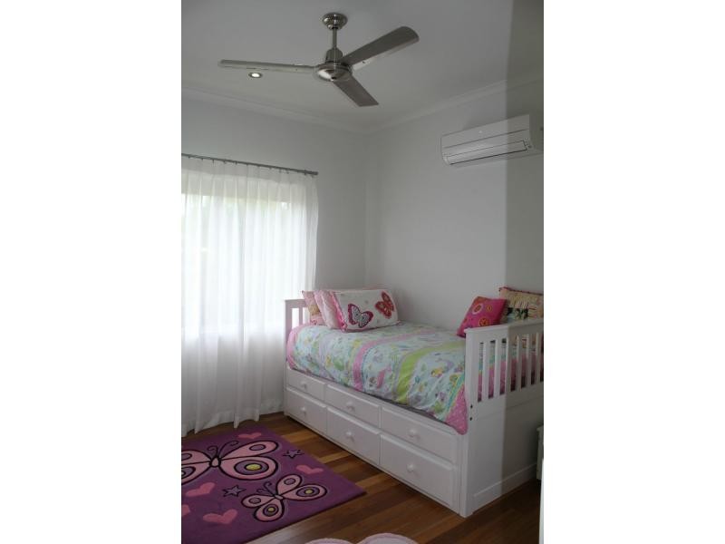 53 Midshipman Street, South Mission Beach QLD 4852