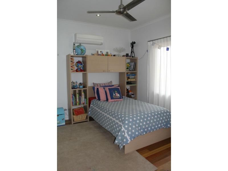 53 Midshipman Street, South Mission Beach QLD 4852