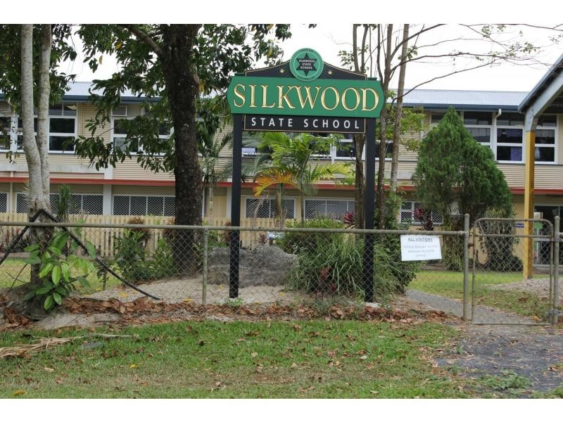 303 Silkwood-Japoon Road, Silkwood QLD 4856