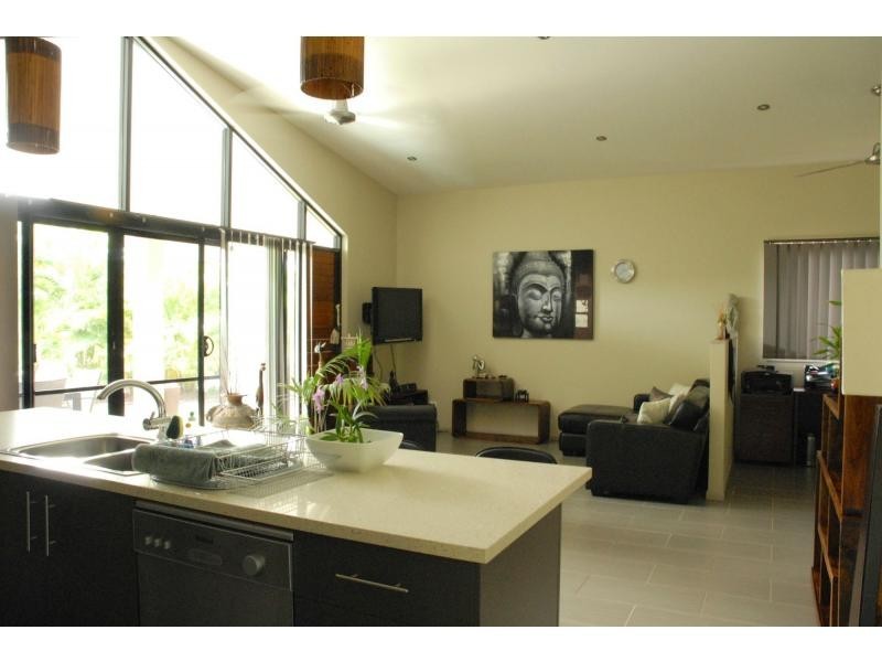 1/22 Jackey Jackey Street, South Mission Beach QLD 4852