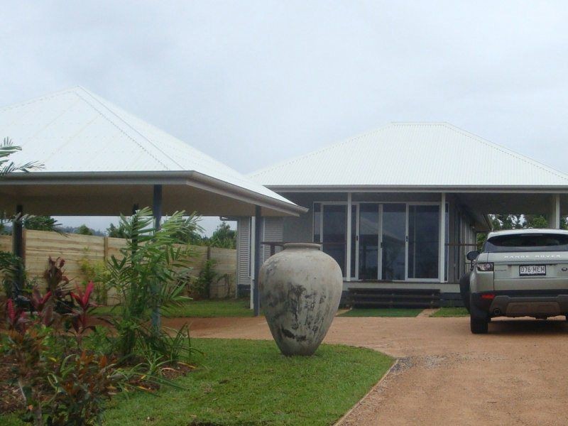 17 Rise Crescent, Mission Beach QLD 4852