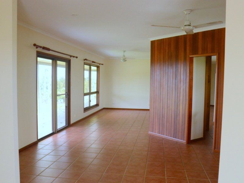 12 Hillview Close, Carmoo QLD 4852