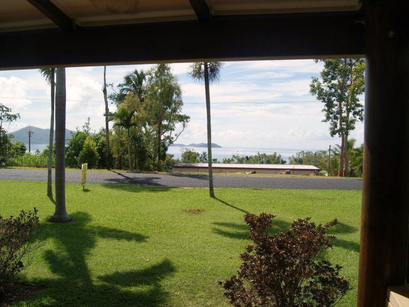 43 Mission Drive, South Mission Beach QLD 4852