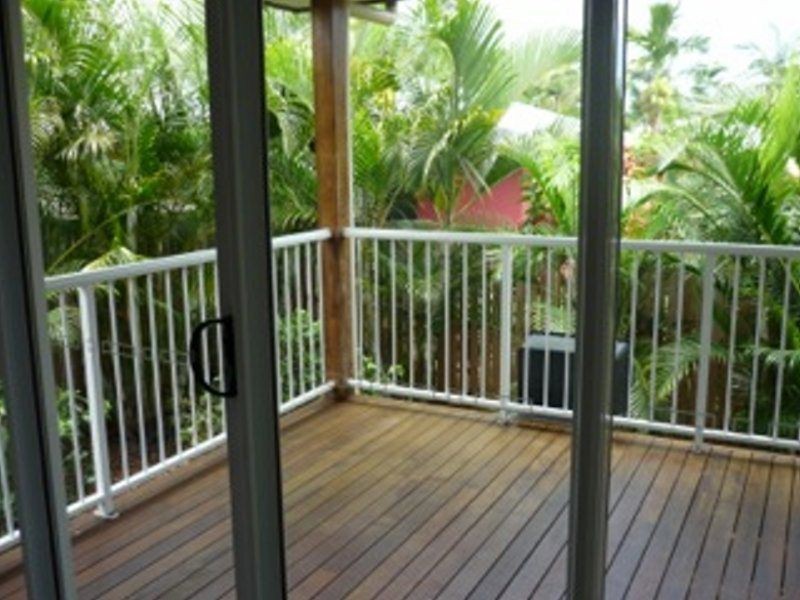 10 Kent Close, Mission Beach QLD 4852