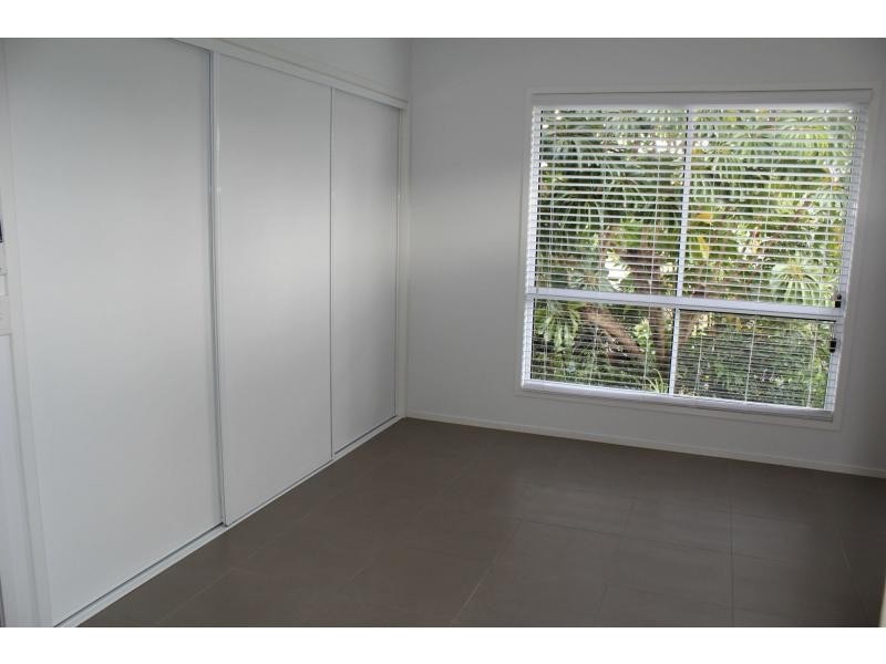 1/10 Kent Close, Mission Beach QLD 4852