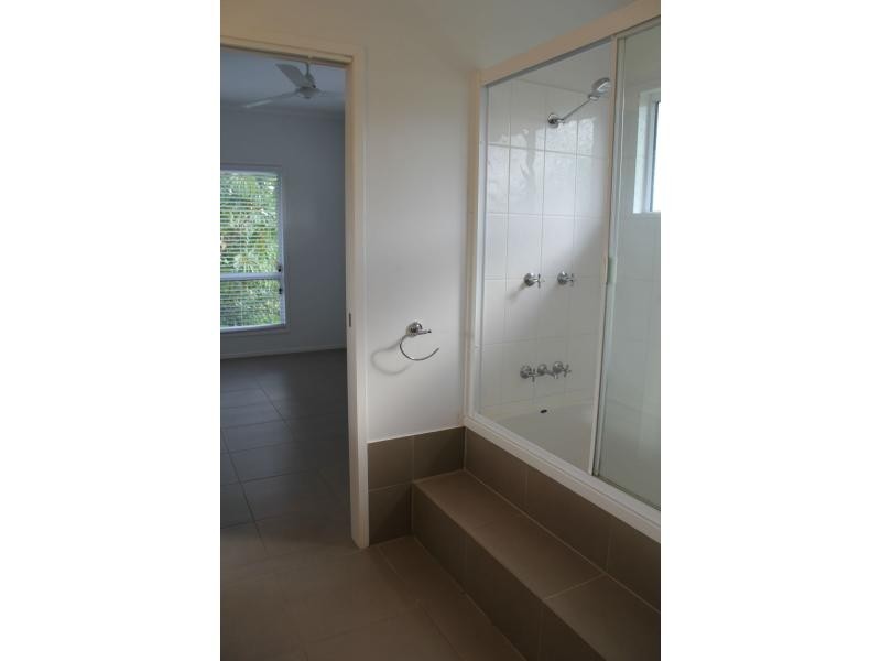 1/10 Kent Close, Mission Beach QLD 4852